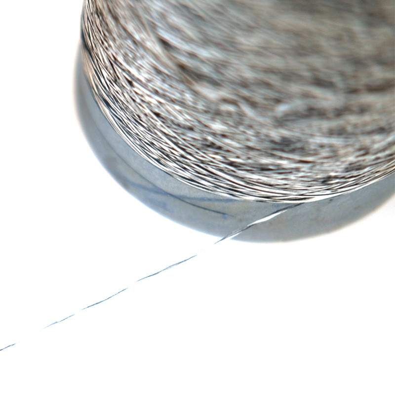 Série de fils composites différenciés